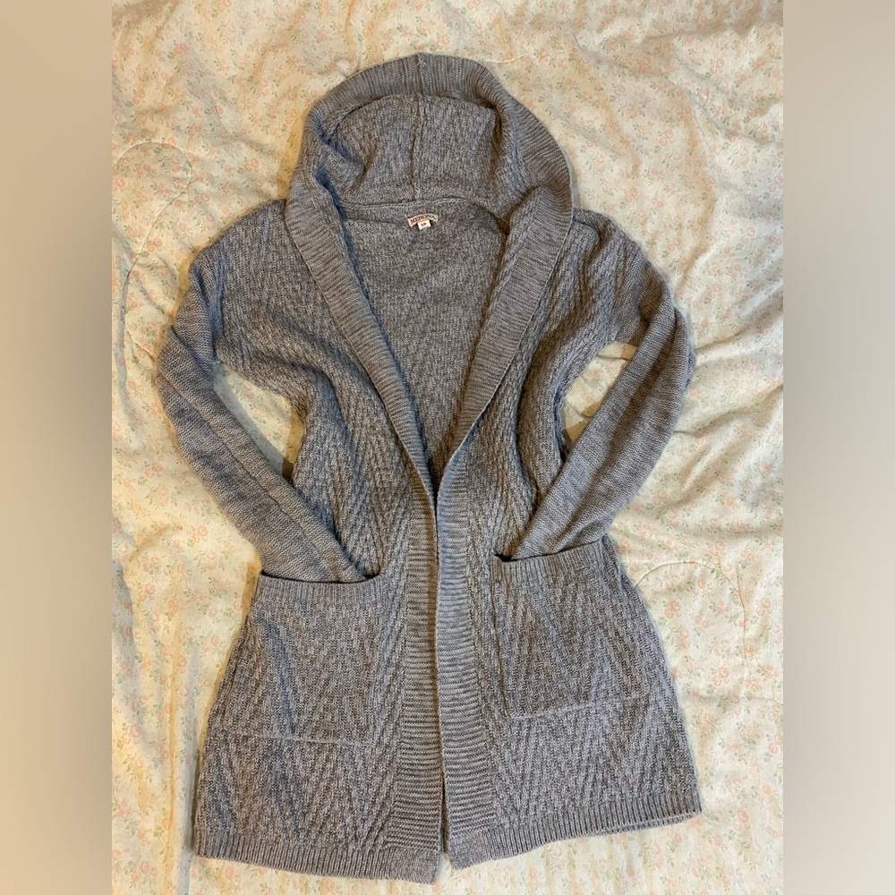 Woman’s Size S Merona Hooded Sweater